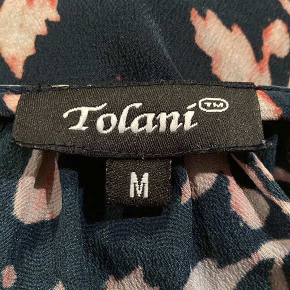 Tolani Dark Blue Silk Top Size Medium - Picture 7 of 13